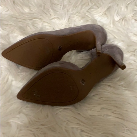 Brand new 👠 - Picture 3 of 5